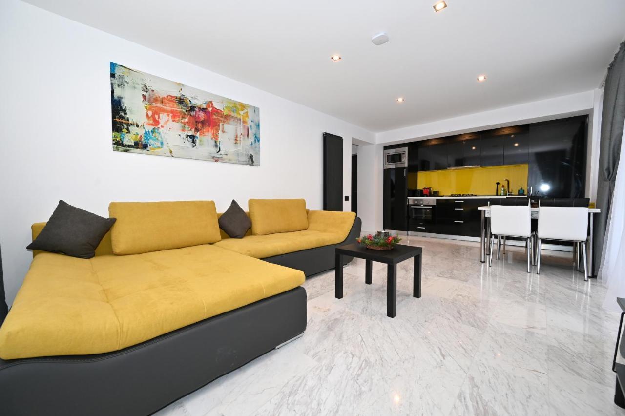 R&B Apartments Predeal Buitenkant foto