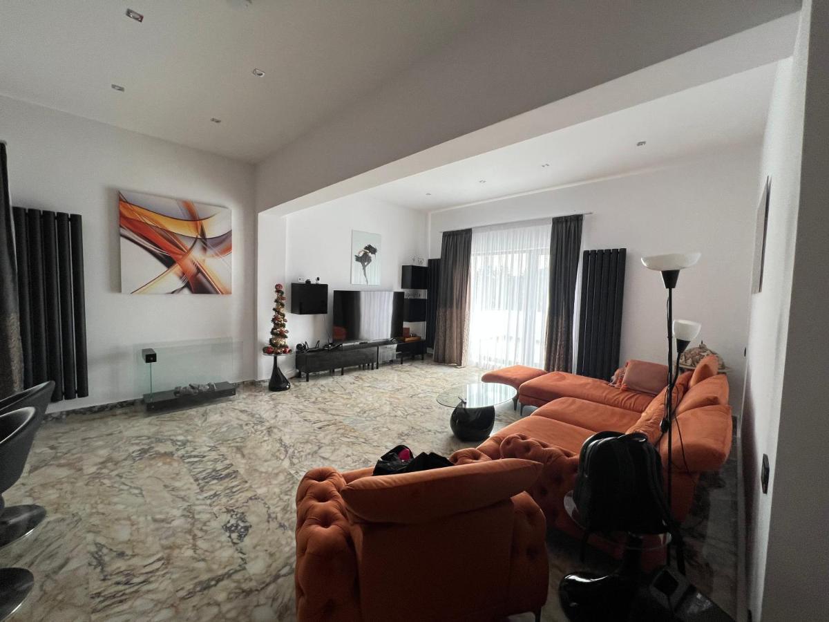 R&B Apartments Predeal Buitenkant foto