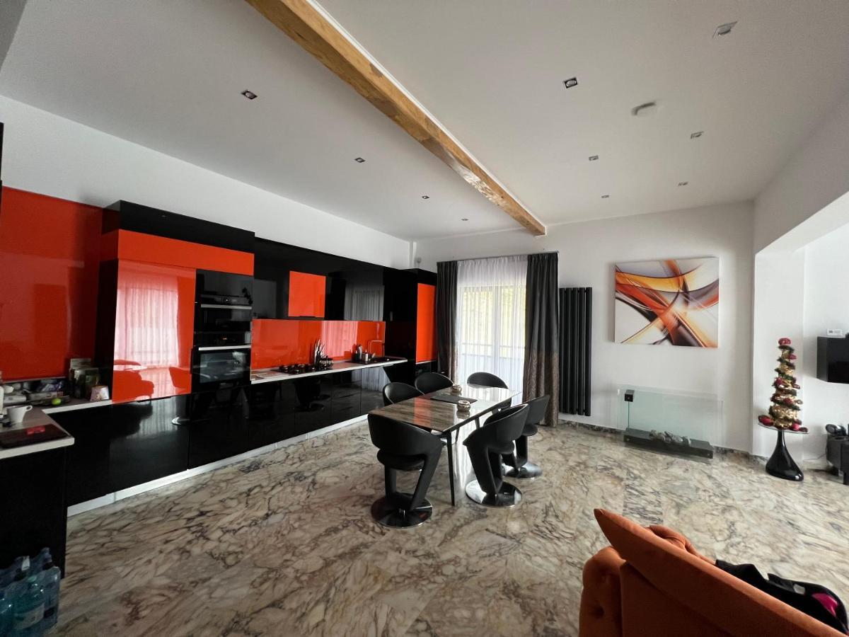R&B Apartments Predeal Buitenkant foto